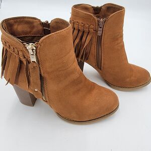 Vegan Size 7 Fringe Suede Ankle Boot Block Heel Country Chic Rustic Boho Western
